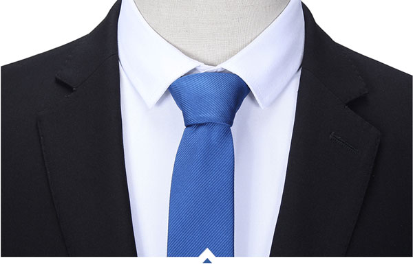 兩?？坌奚戆嬲b定做西服衣領(lǐng)細(xì)節(jié)特寫(xiě)圖